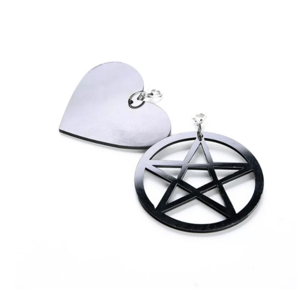 🌙 Convertible Black Star + Heart Choker Crop Top - Picture 4 of 7